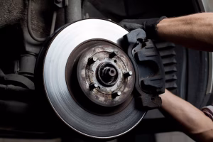key factors that extend and affect the lifespan of your brake pads.